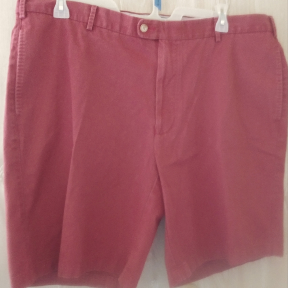 Peter Millar walking shorts in men's size 42 waist